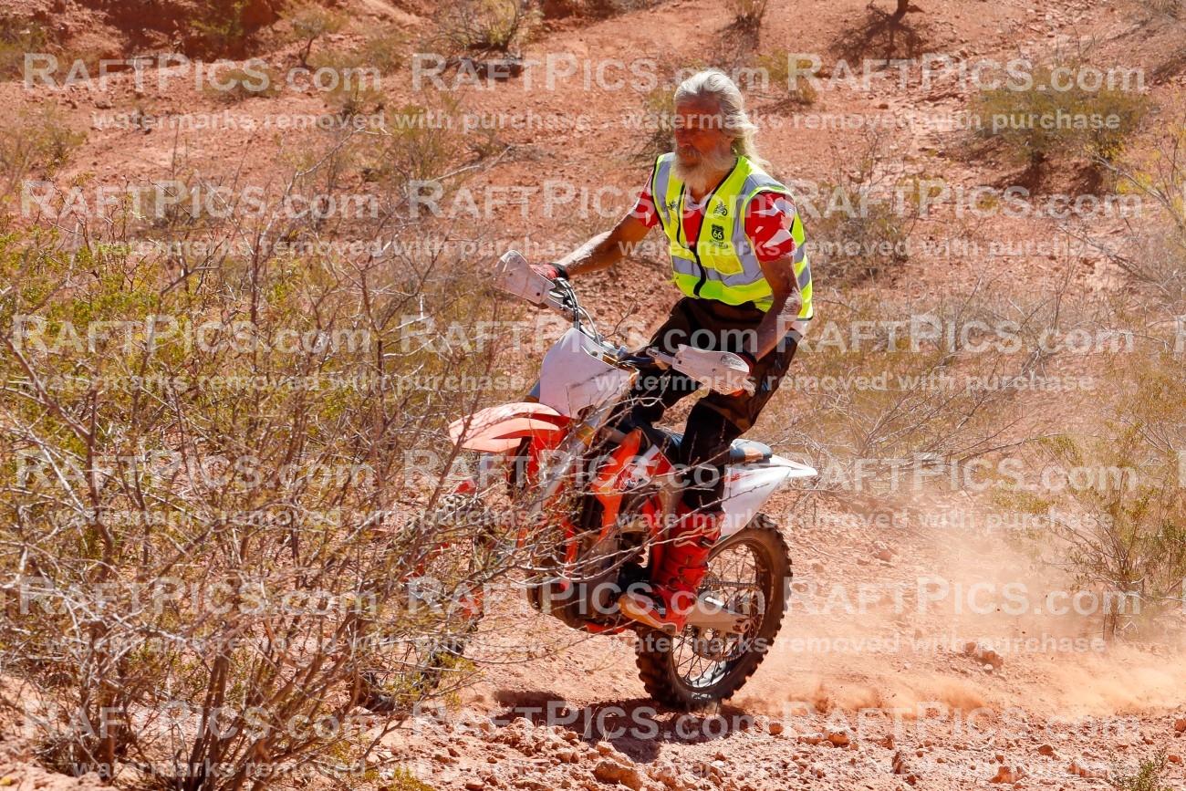 046783_RAFTPICS_Nov_8_Jackrabbit_SafetyCrew_TC_Mauzey_